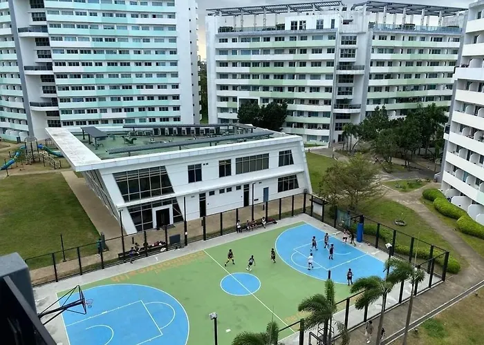 The Residences At Commonwealth - Fernly Turf * Manila